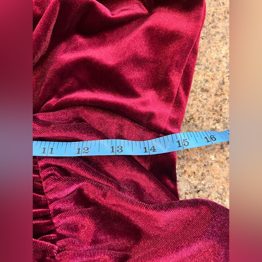 CoMMENSE Sleeveless Side Slit Velvet Mock Neck Maxi Dress NWT - Burgundy Large - Picture 9 of 11